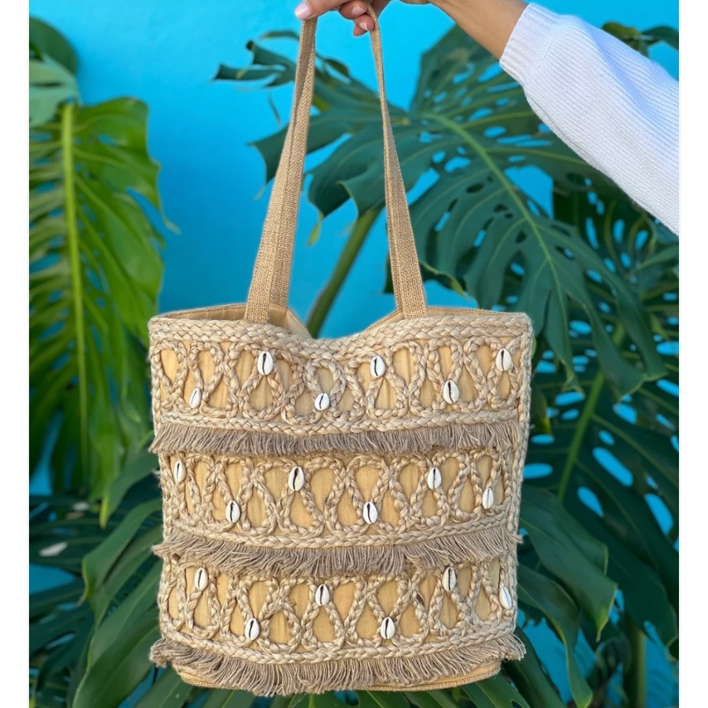🐚 ISLA Jute Handmade Seashell Tote by Salt + Umber  🎉Host Pick!🎉